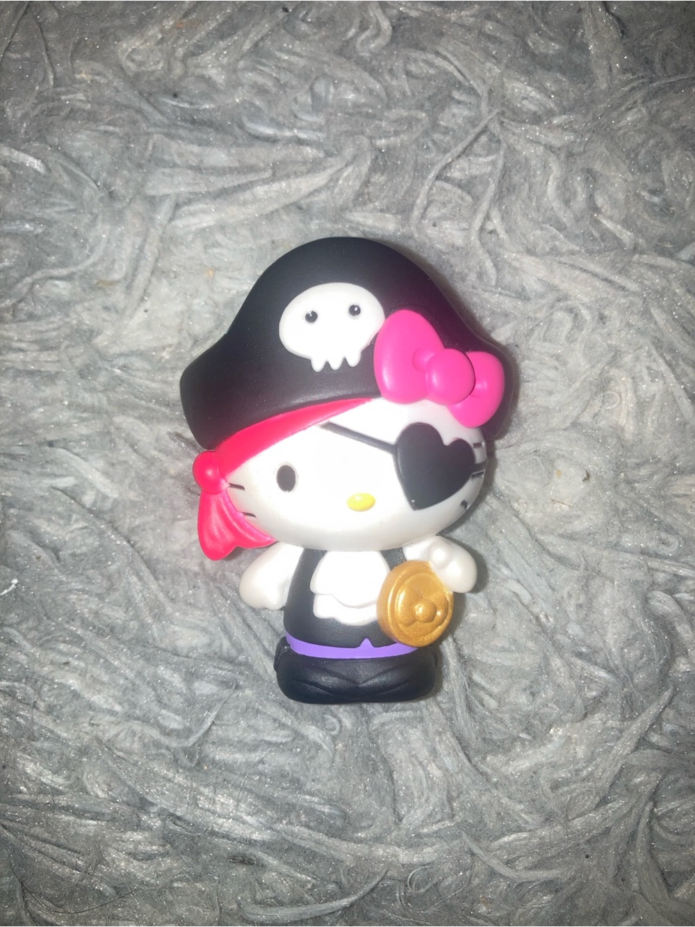 Hello Kitty Pirate Play Figure in Black, Pink & Gold